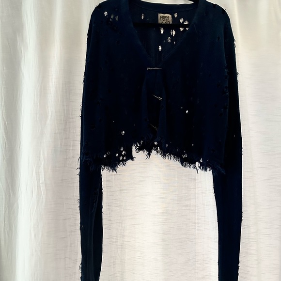 Lf store. “First of a kind”. Vintage safety pin cardigan. - Picture 2 of 5